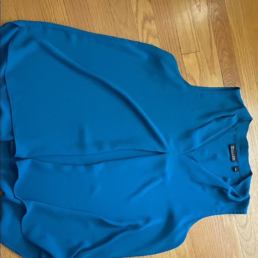 Chic Teal Sleeveless Blouse